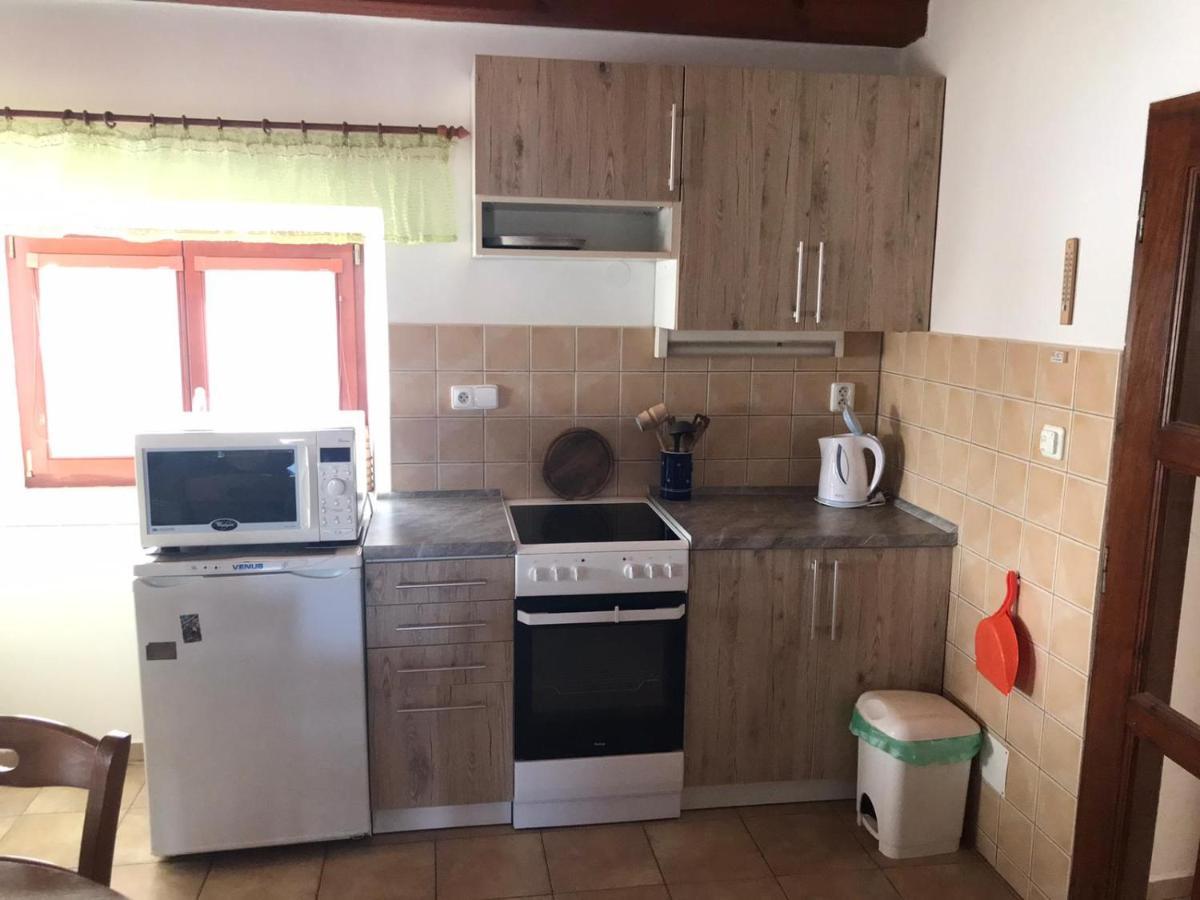 Pod Smrcinou Hotel Nova Pec Ngoại thất bức ảnh